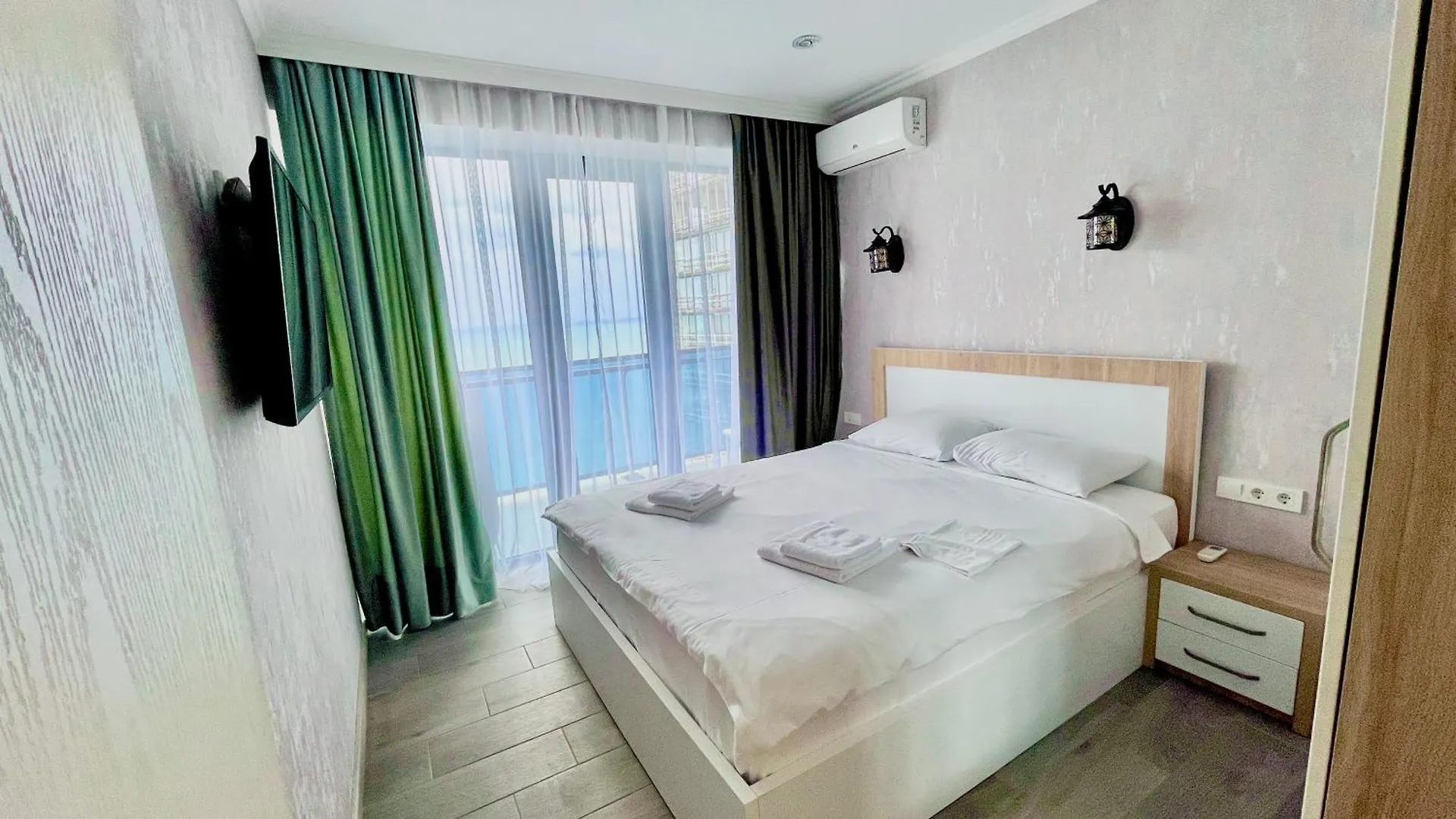 Marvella Hotel Orbi Beach Tower باتومي 0*,