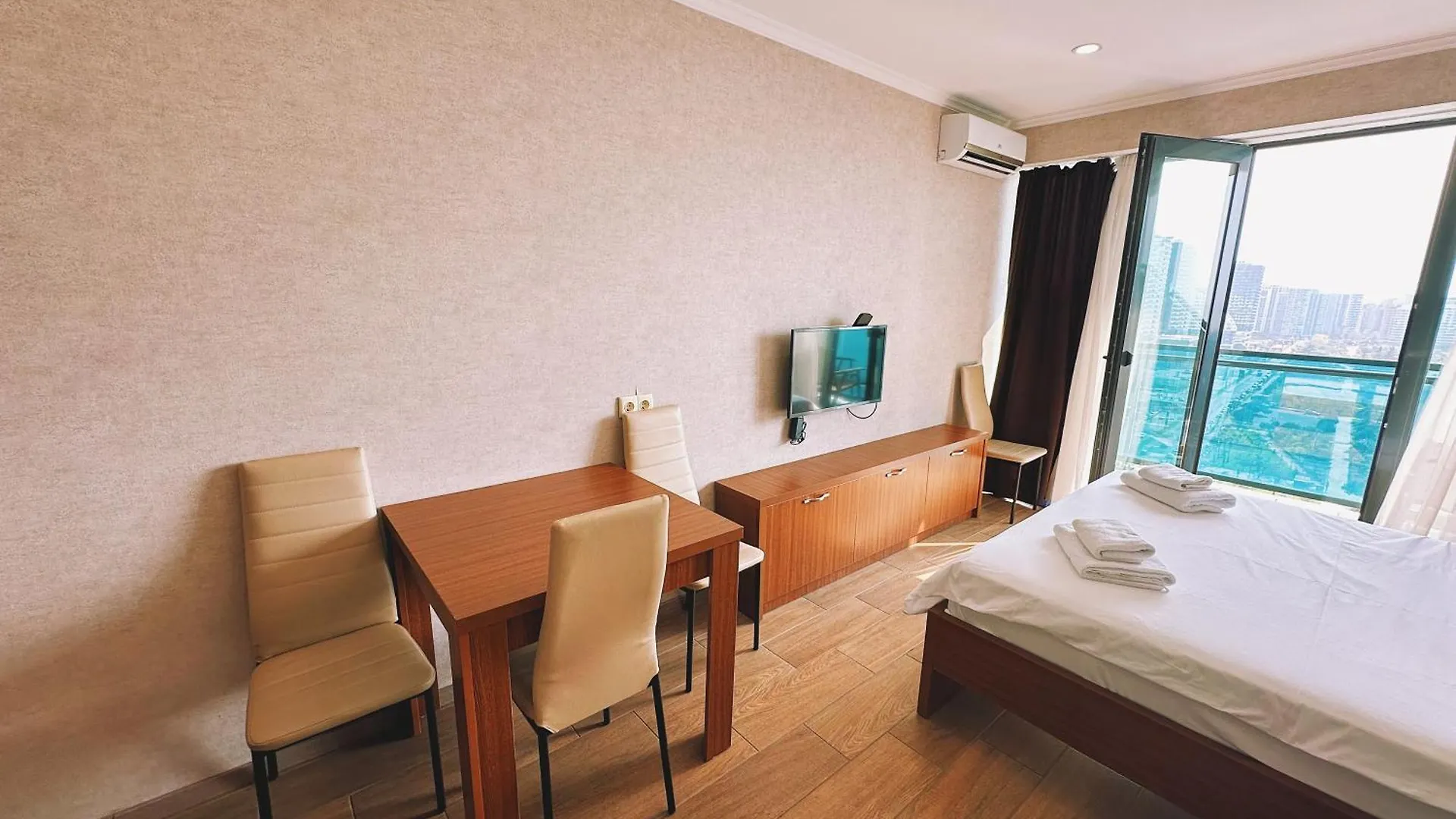 Marvella Hotel Orbi Beach Tower باتومي 0*,